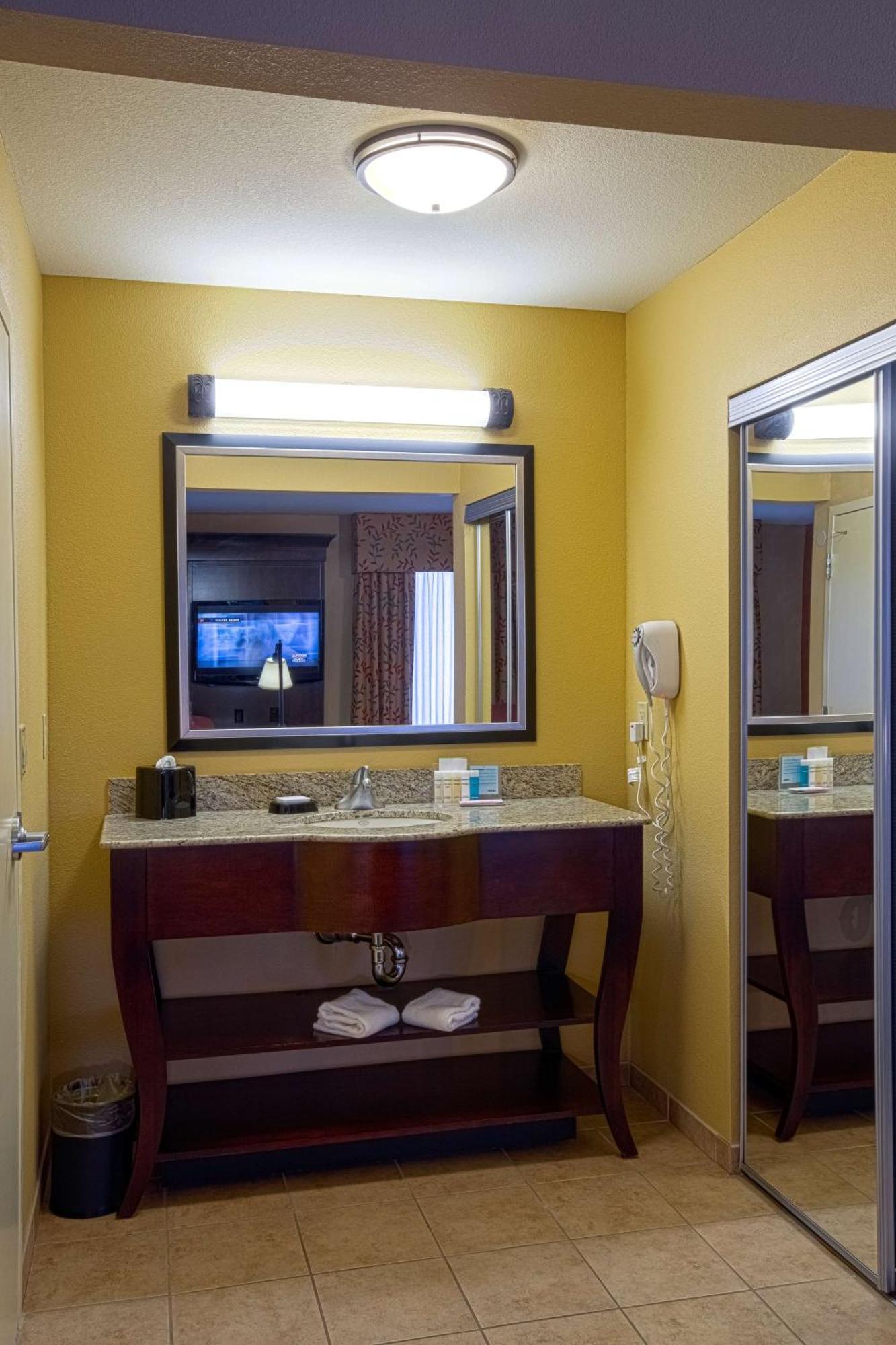 Hampton Inn & Suites Sacramento-Elk Grove Laguna I-5 Buitenkant foto
